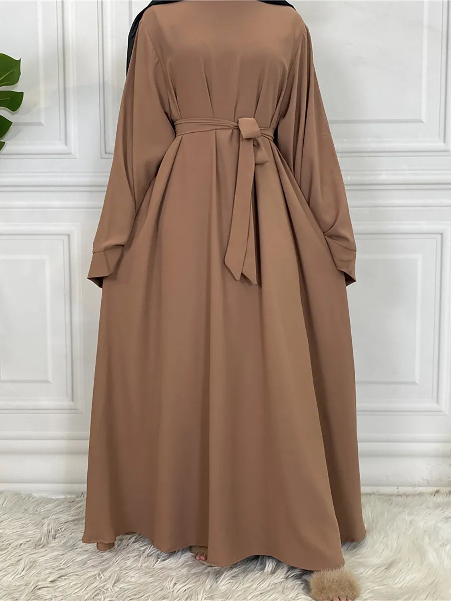 Modest vrouwen abaya