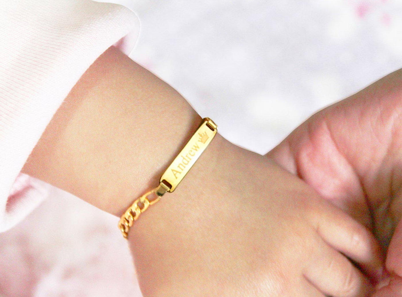 Custom Baby Naam Armband 14K plated 2e GRATIS